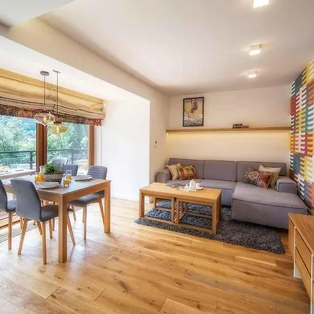 Famixdom - Polana Szymoszkowa Apartament