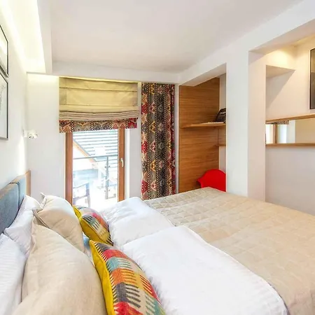 Famixdom - Polana Szymoszkowa Apartament